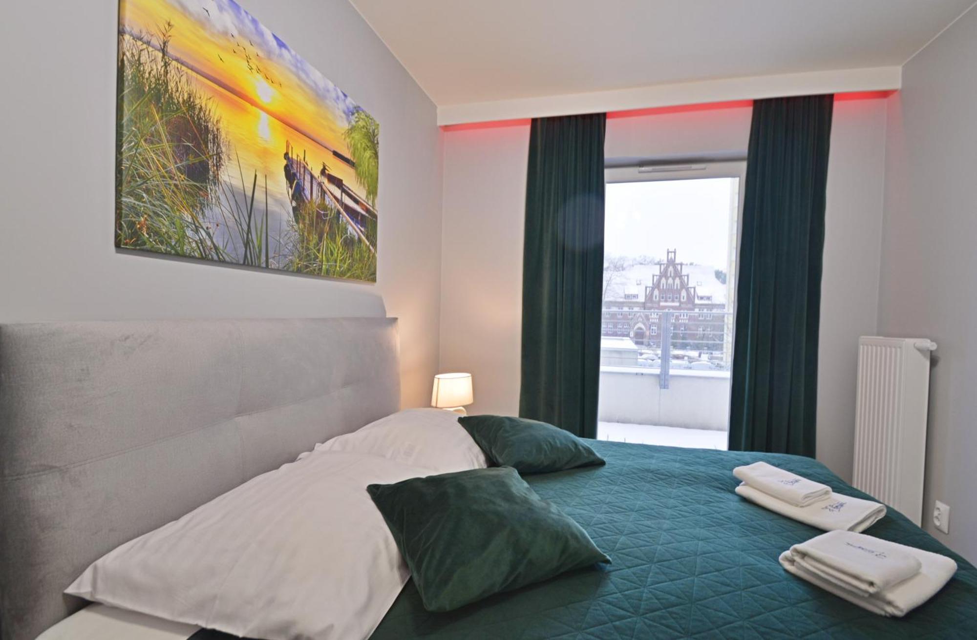 Sun Towers - Apartamenty Bryza - Apartamenty Z Parkingiem Świnoujście Exteriör bild
