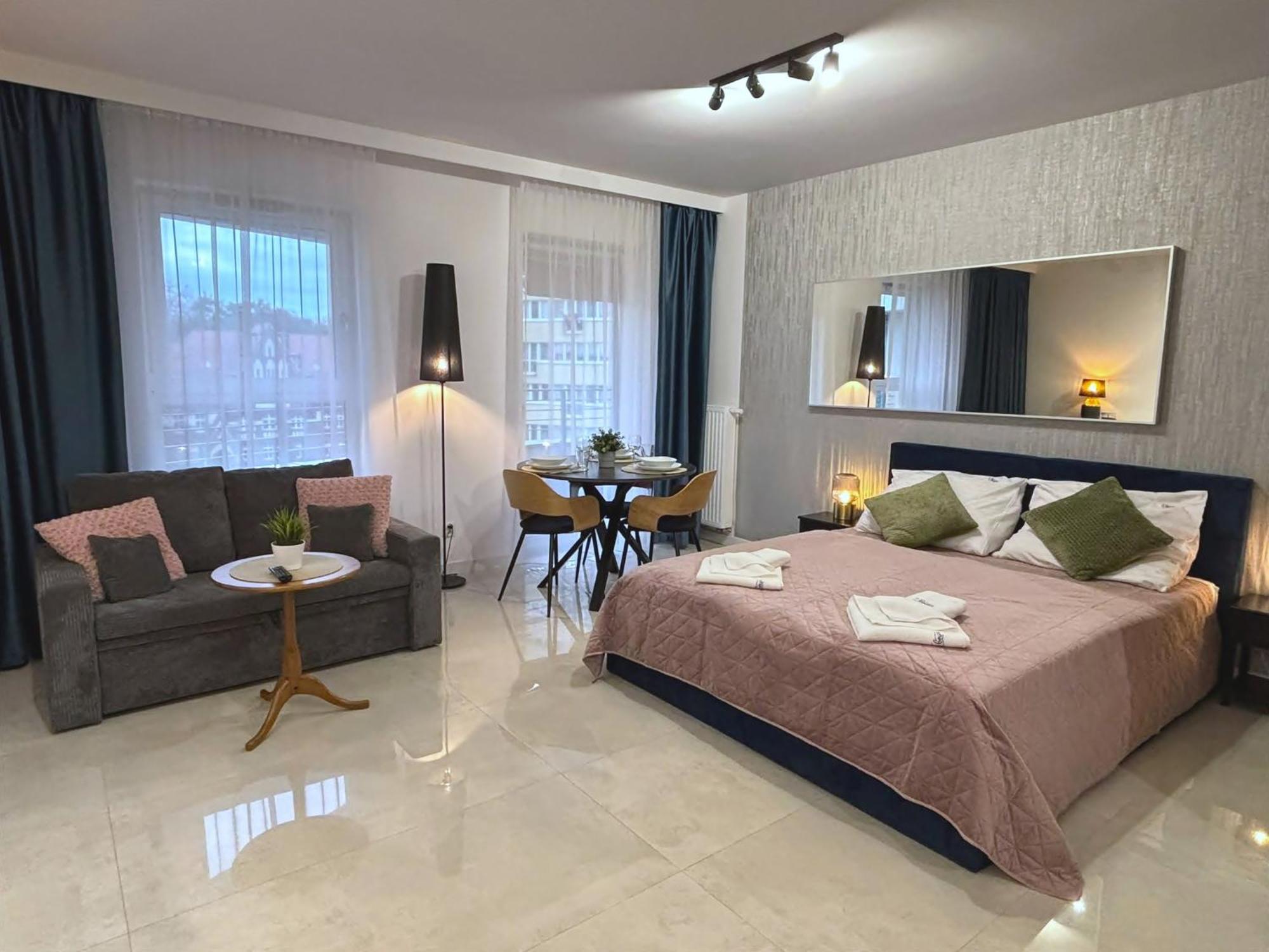Sun Towers - Apartamenty Bryza - Apartamenty Z Parkingiem Świnoujście Exteriör bild