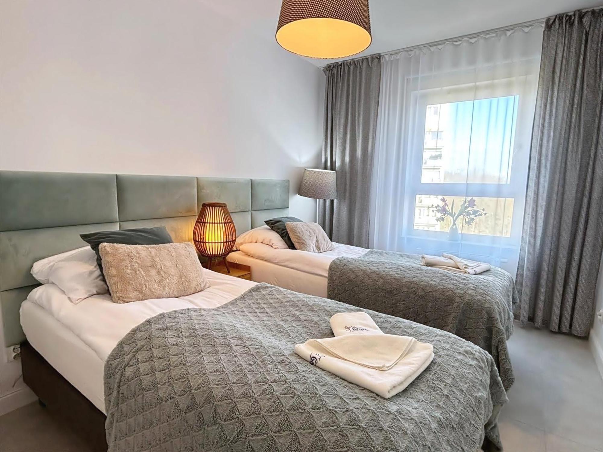 Sun Towers - Apartamenty Bryza - Apartamenty Z Parkingiem Świnoujście Exteriör bild