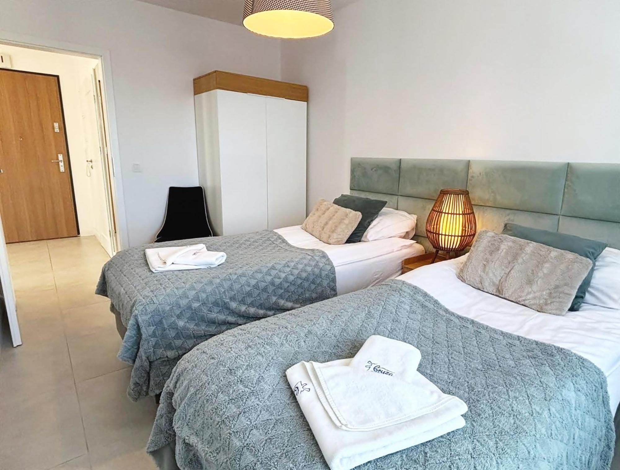 Sun Towers - Apartamenty Bryza - Apartamenty Z Parkingiem Świnoujście Exteriör bild
