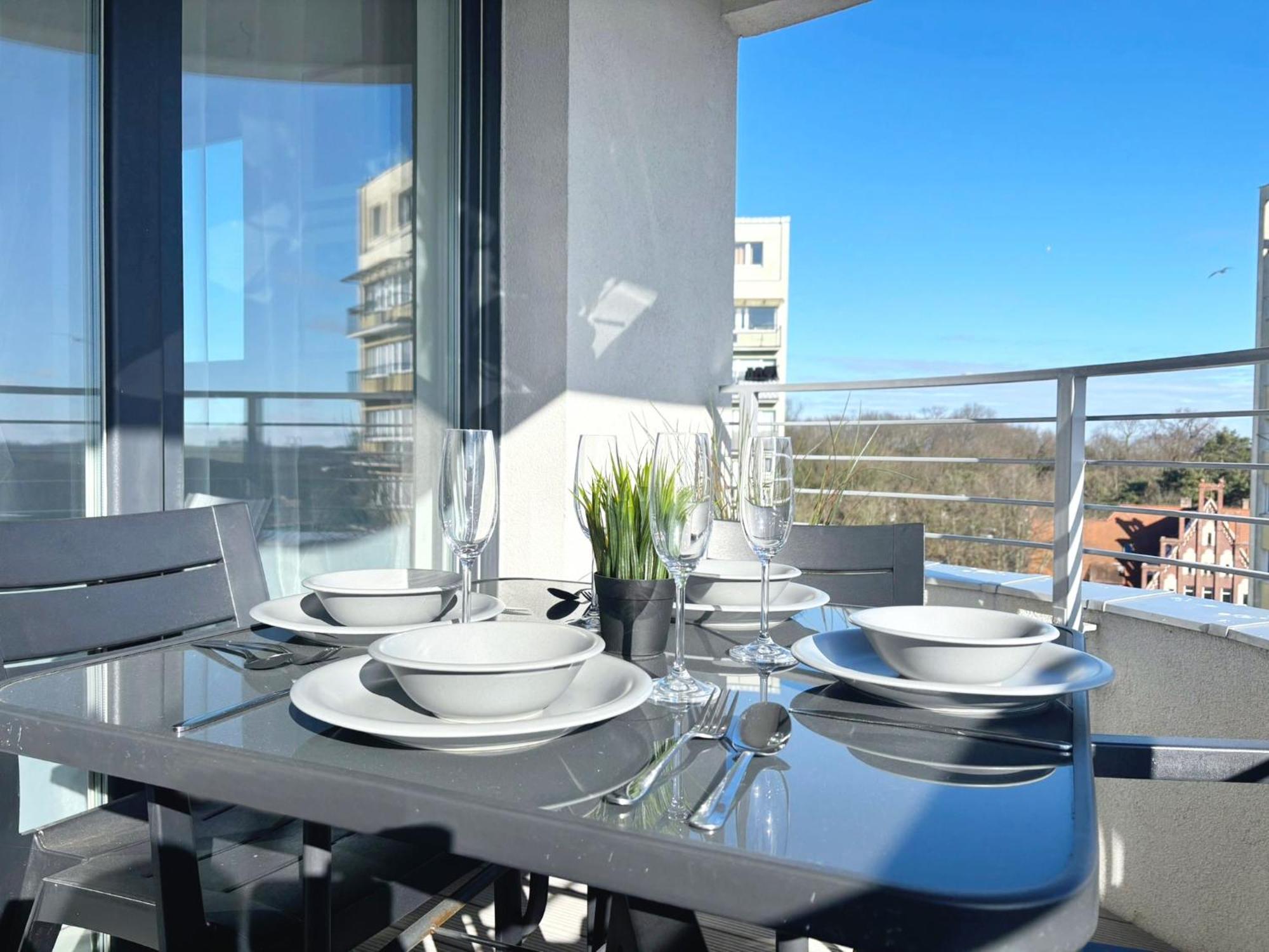 Sun Towers - Apartamenty Bryza - Apartamenty Z Parkingiem Świnoujście Exteriör bild