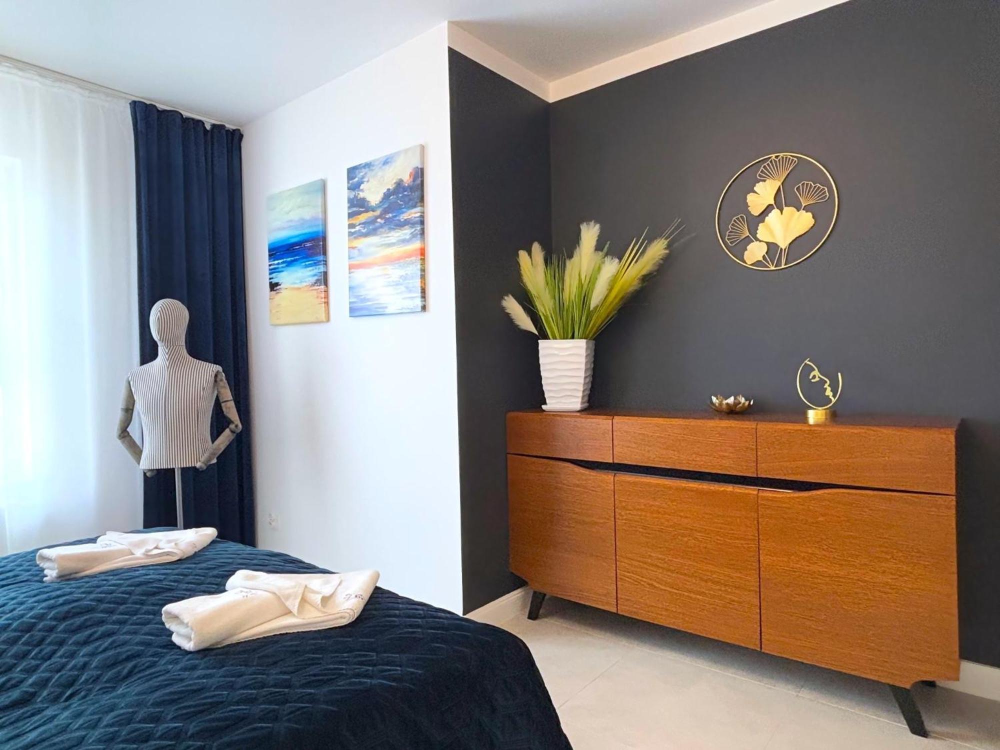 Sun Towers - Apartamenty Bryza - Apartamenty Z Parkingiem Świnoujście Exteriör bild
