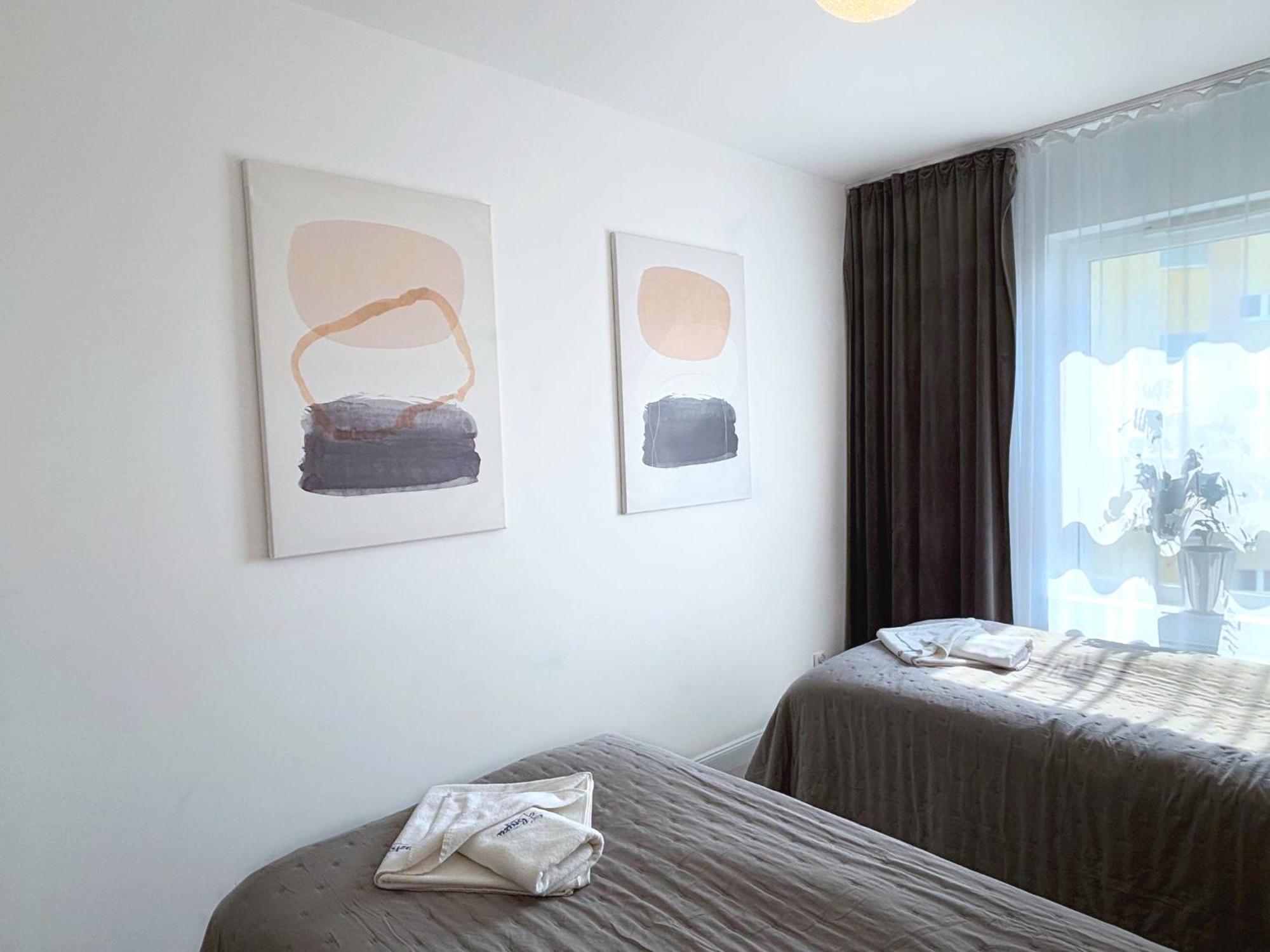 Sun Towers - Apartamenty Bryza - Apartamenty Z Parkingiem Świnoujście Exteriör bild
