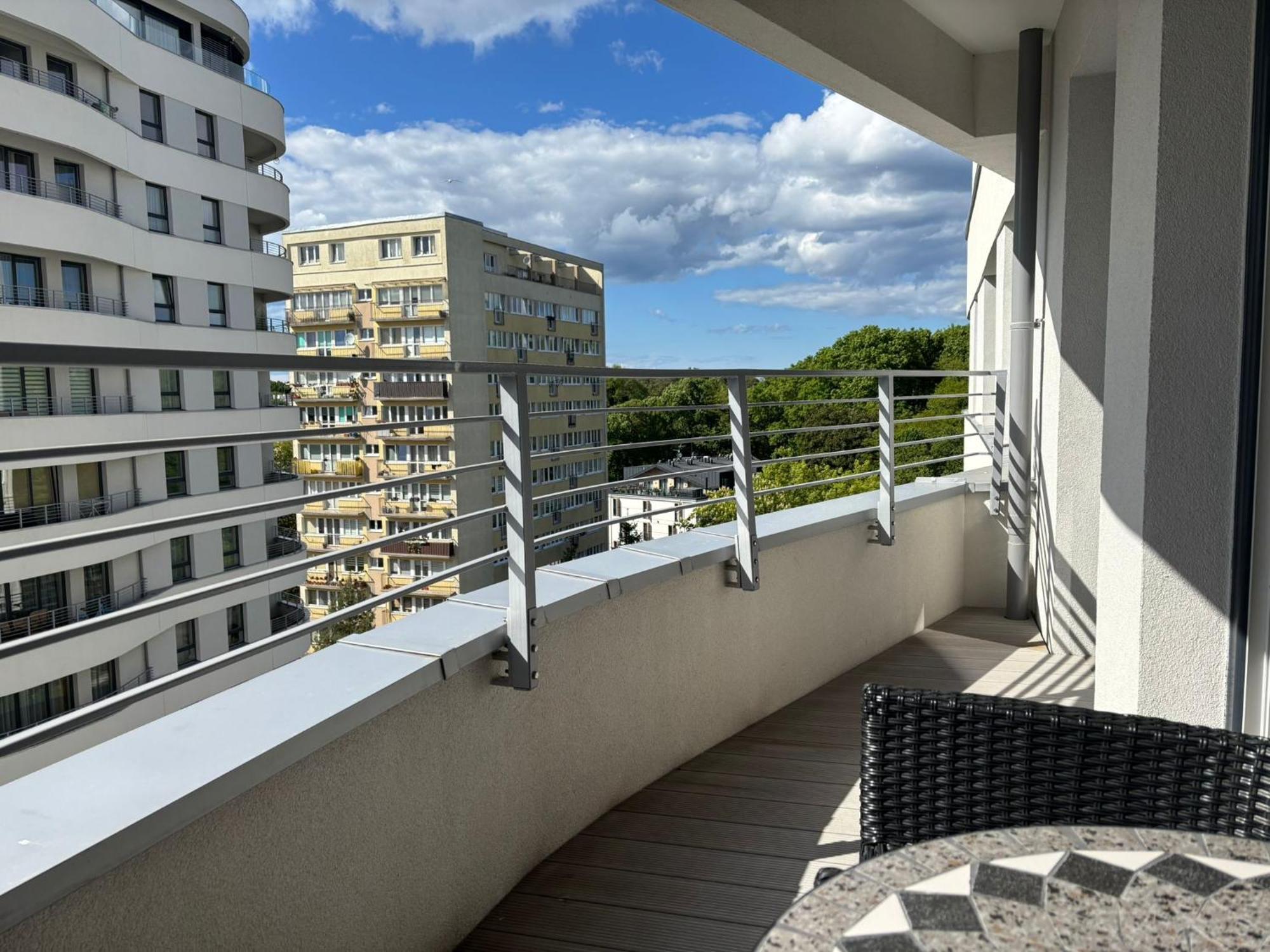 Sun Towers - Apartamenty Bryza - Apartamenty Z Parkingiem Świnoujście Exteriör bild